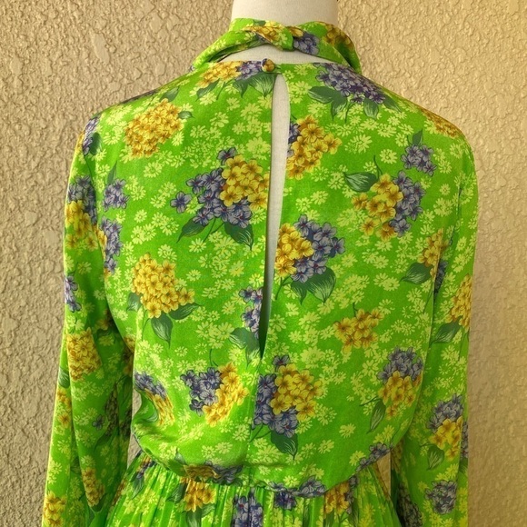 Les Reveries Silk Lime Green With Purple & Gold Floral Print Midi Dress  6 EUC‎ - Picture 7 of 12